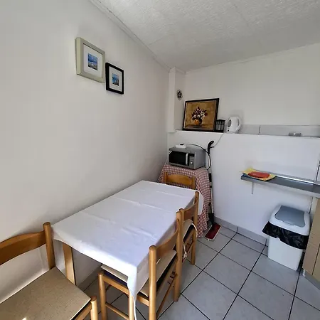 30098 - Dijana * Crikvenica